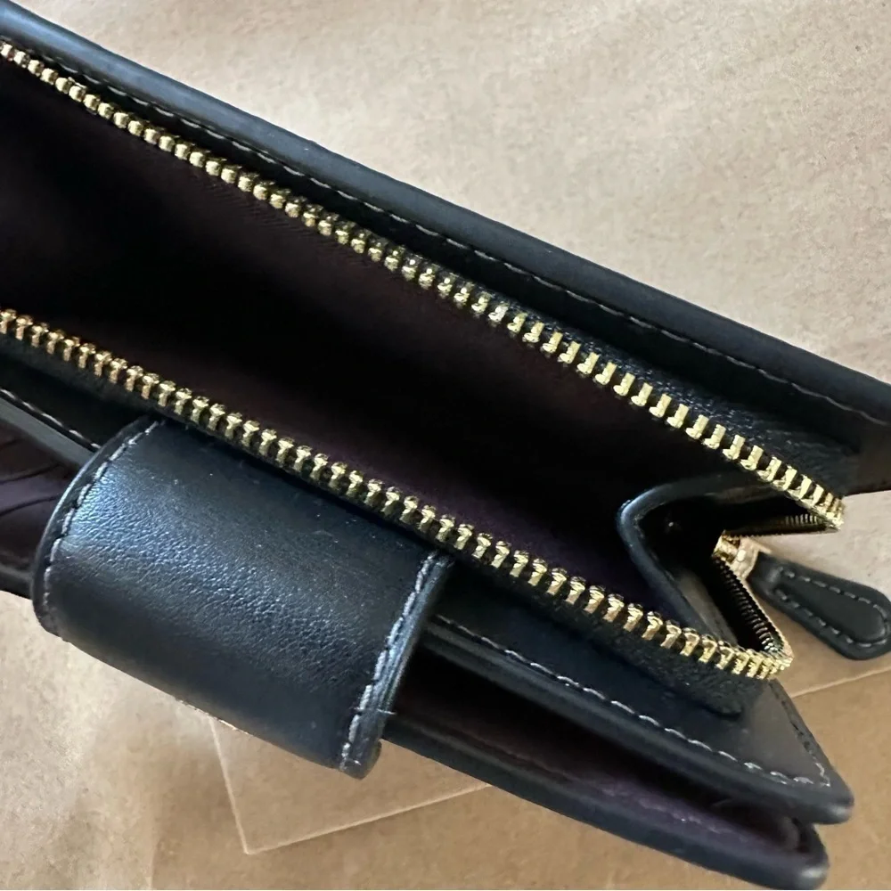 Coach 100% authentic